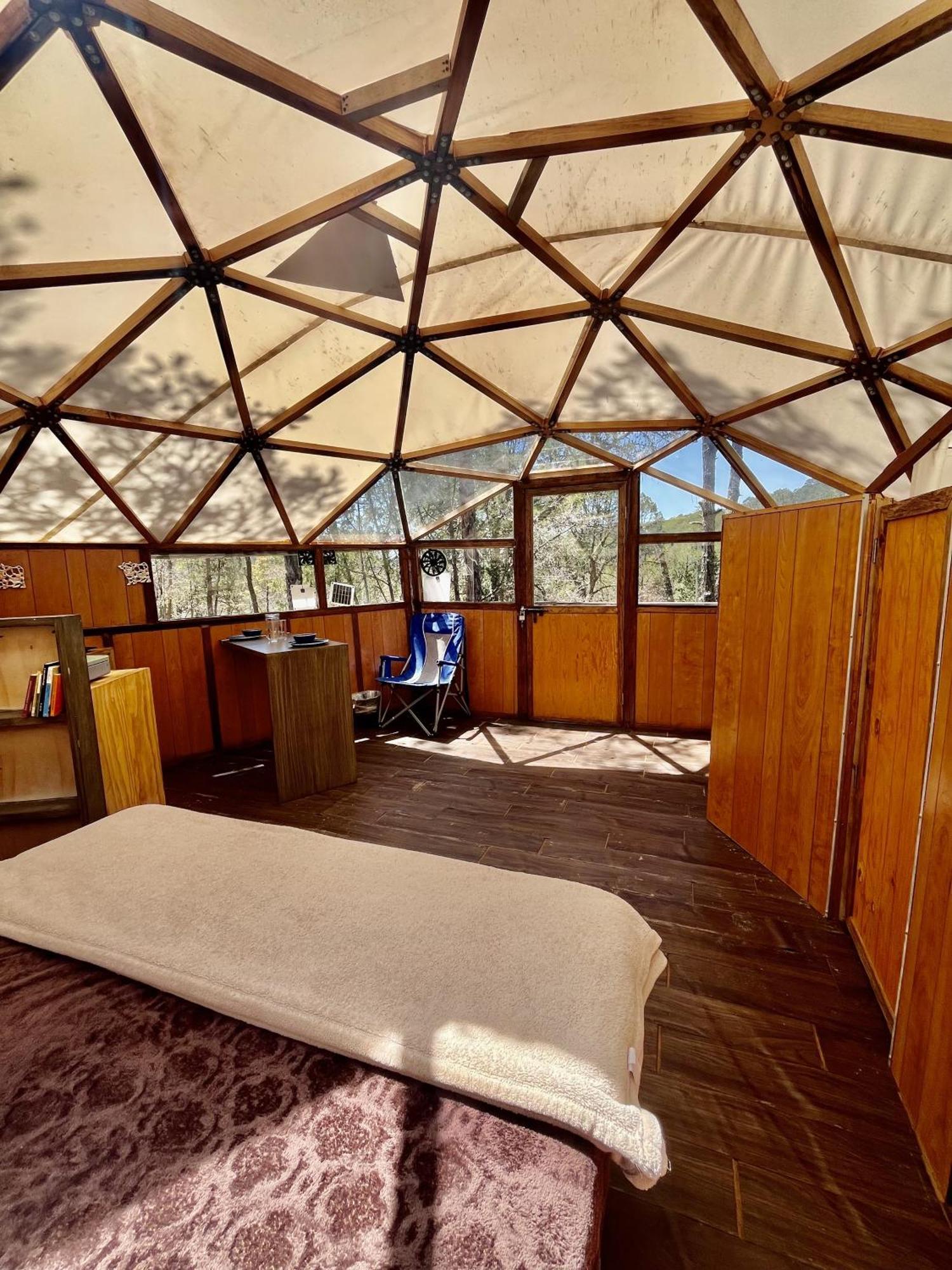 Glamping En La Sierra De Arteaga Hotel Los Lirios Buitenkant foto